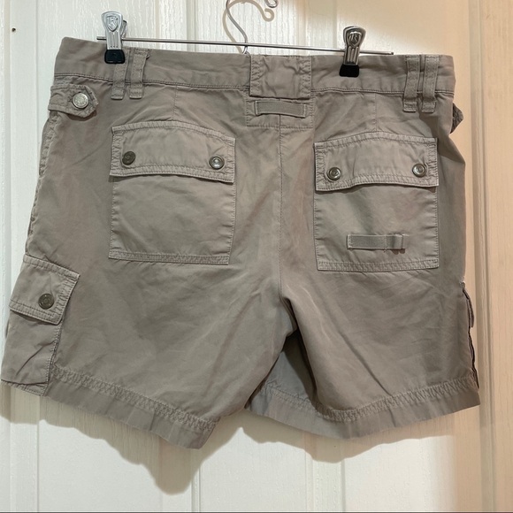 J. Crew broken-in chino weathered classic twill shorts city fit taupe Sz medium - Picture 3 of 7